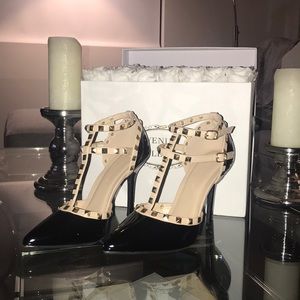 Valentino-like heels 👠✨
